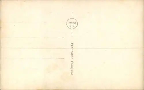 Ak Frau in rotem Badeanzug, Kopftuch, Porträt