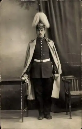 Foto Ak Jüterbog in Brandenburg, Deutscher Soldat in Uniform, Standportrait, I WK