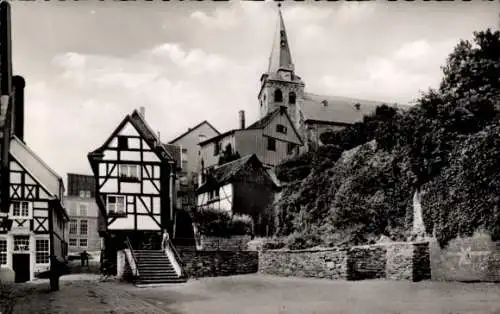 Ak Kettwig Essen im Ruhrgebiet, Altstadt, Fachwerkgebäude, Kirche