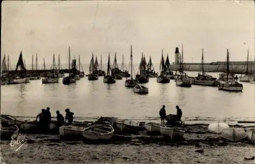 Ak Ile d'Oléron Charente Maritime, Strand, Boote