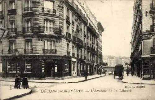 Ak Bécon les Bruyères Hauts de Seine, Avenue de la Liberté