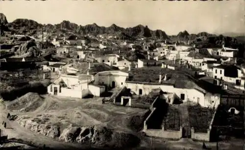 Ak Guadix Granada Andalusien Spanien, Teilansicht der Höhlen