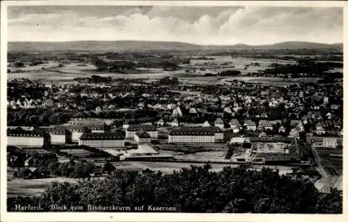 Ak Herford in Westfalen, Blick vom Bismarckturm auf Kasernen