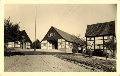 Foto Ak Jeggen Bissendorf in Niedersachsen, Dorfpartie, Fachwerkhäuser