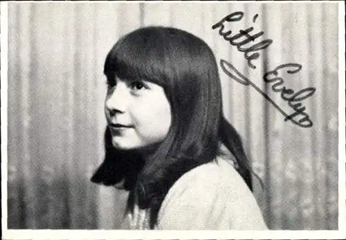 Ak Schauspielerin Little Evelyn, Portrait, Autogramm