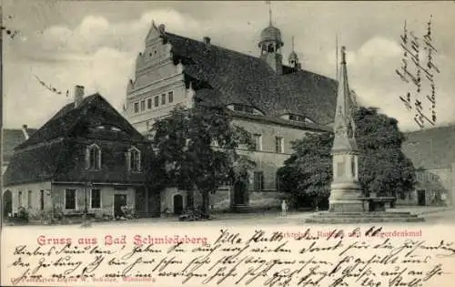 Ak Bad Schmiedeberg Dübener Heide, Rathaus, Kriegerdenkmal, Marktplatz