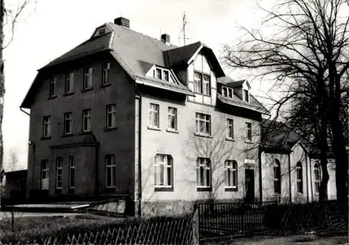 Foto Ak Hartenstein im Erzgebirge Sachsen, Haus mit Garten