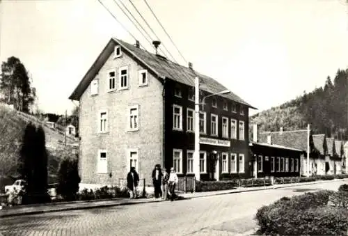 Ak Katzhütte im Schwarzatal, Jugendherberge Helmut Just, Straße