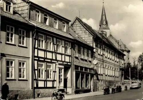 Ak Leinefelde Worbis Eichsfeld Thüringen, Ernst Thälmann Straße, Motorrad