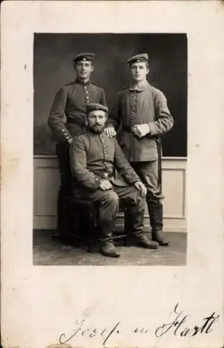 Foto Ak Landshut in Niederbayern, Deutsche Soldaten in Uniformen, I WK