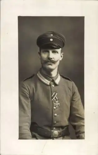 Foto Ak München Bayern, Deutscher Soldat in Uniform, Portrait, EK II