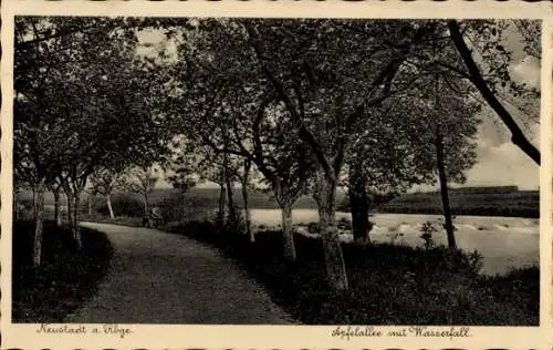 Ak Neustadt am Rübenberge, Apfelallee, Wasserfall