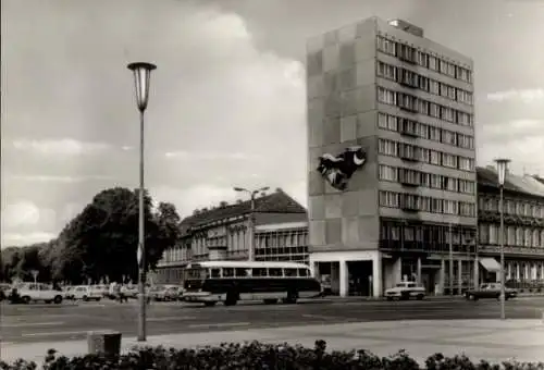 Ak Potsdam, Zentrum, Teilansicht, Bus, Hochhaus