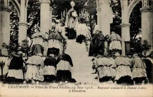 Ak Chaumont Haute Marne, Fêtes du Grand Pardon 1923, Reposoir concacré à Jeanne d'Arc