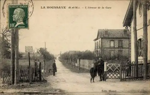 Ak La Houssaye Seine et Marne, Avenue de la Gare