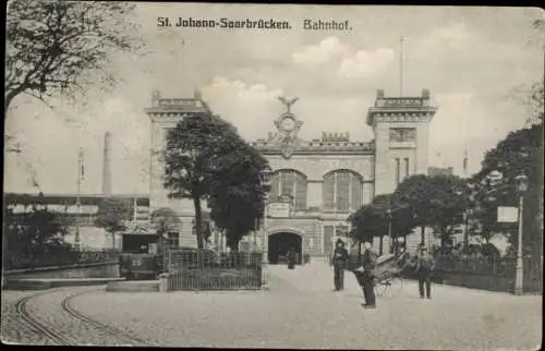 Ak St. Johann Saarbrücken im Saarland, Bahnhof