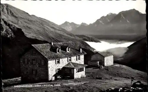 Ak St. Leonhard im Pitztal in Tirol, Das Taschachhaus mit Alpen