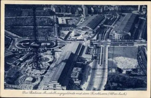 Ak Berlin Charlottenburg Westend, Ausstellungsgelände mit Funkturm, Fliegeraufnahme