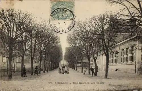 Ak Chelles Seine et Marne, Rue Buignet, Les Ecoles