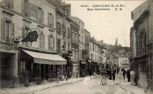 Ak Chelles Seine et Marne, Rue Gambetta, Hotel