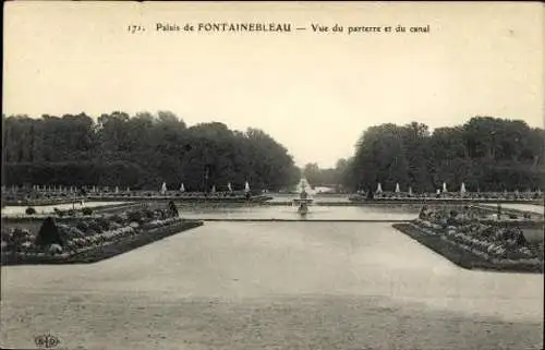 Set von 57 Ak Fontainebleau Seine et Marne