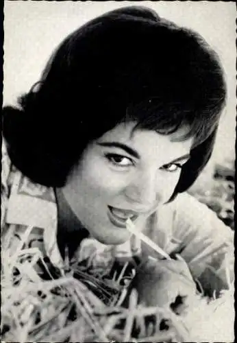 Ak Sängerin Connie Francis, Portrait