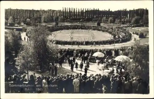 Ak Berlin Charlottenburg Westend, Sommerblumen am Funkturm 1943