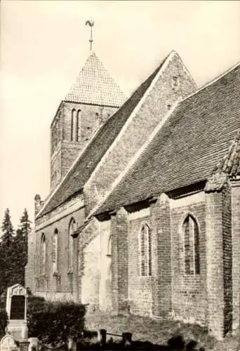 Ak Patzig auf Rügen, Dorfkirche, Grabsteine