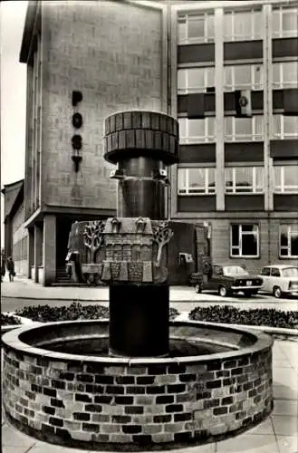 Ak Nordhausen Thüringen, Brunnen am Postamt