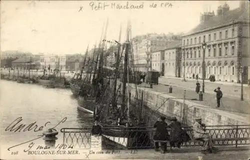 Ak Boulogne sur Mer Pas de Calais, Eine Ecke des Hafens