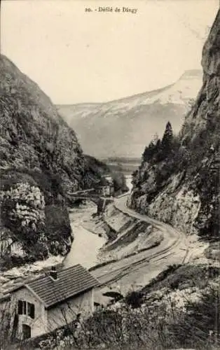 Ak Haute Savoie, Dingy-Parade