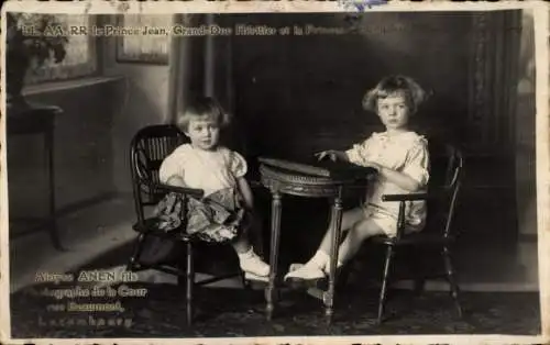 Foto Ak Erbgroßherzog Jean von Luxemburg, Prinzessin Elisabeth Hilda, Kinderportrait