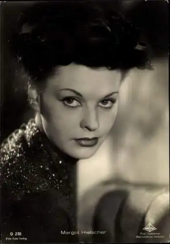 Ak Schauspielerin Margot Hielscher, Portrait, Wien Film G 230