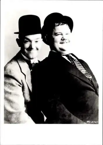 Ak Schauspieler Laurel und Hardy, Portrait