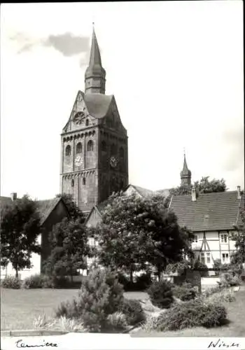 Ak Erwitte in Westfalen, Teilansicht, Kirche, Fachwerkhaus