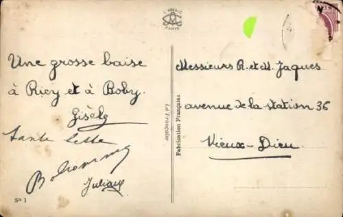 Ak Junge liest ein Buch, Hocker, Katze