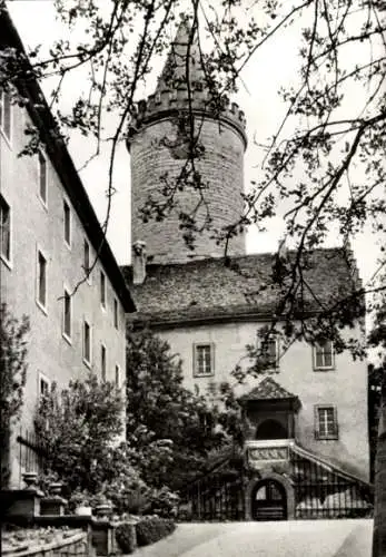 Ak Seitenroda in Thüringen, Leuchtenburg bei Kahla, Burghof