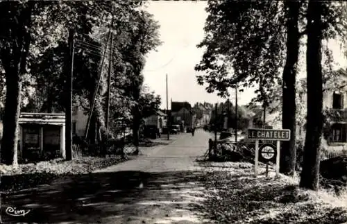 Ak Le Châtelet Cher, Grande Rue