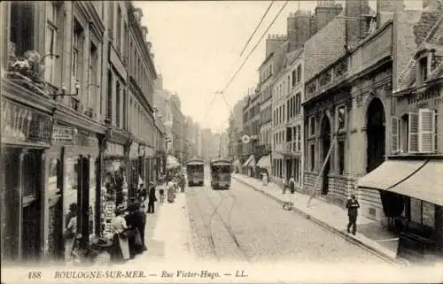 Ak Boulogne sur Mer Pas de Calais, Rue Victor Hugo