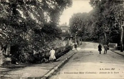 Ak Villers sur Mer en Calvados, Avenue de la Gare