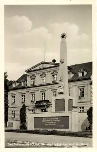 Ak Bad Freienwalde an der Oder, Sowjetisches Denkmal, Stadthaus