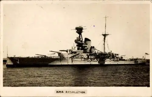 Ak Britisches Kriegsschiff H.M.S. Resolution