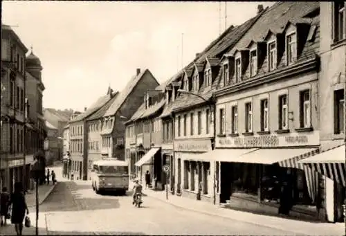 Ak Roßwein in Sachsen, Döbelner Straße, Geschäft Karl Schwerdtfeger, Bus