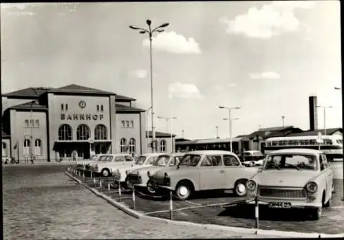 Ak Pasewalk Mecklenburg Vorpommern, Bahnhof, Vorplatz, Autos, Bus