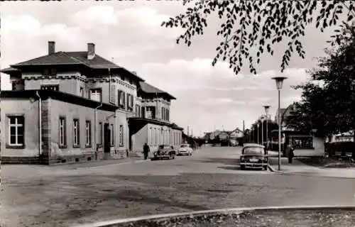 Ak Bühl in Baden Schwarzwald, Am Bahnhof