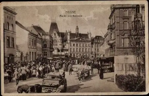 Ak Neuss am Rhein, Markt, Rathaus, Personen, Pferdefuhrwerke