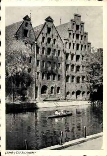 Ak Hansestadt Lübeck, Salzspeicher, Paddelboot