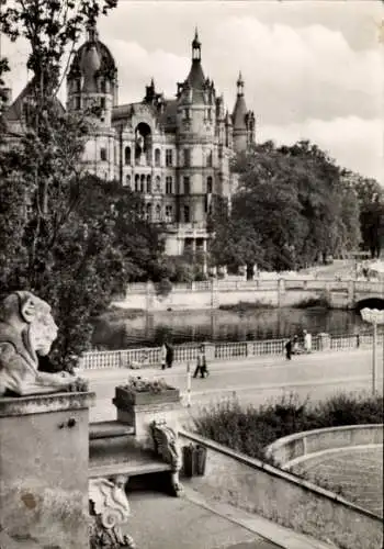 Ak Schwerin in Mecklenburg, Schloss, Pädagogische Schule