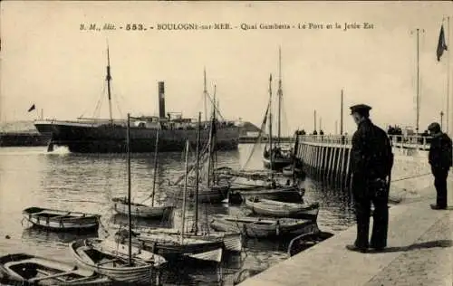 Ak Boulogne sur Mer Pas de Calais, Quai Gambetta, Hafen, Ostpier