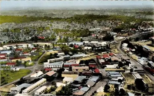 Ak Yaoundé Kamerun, Gesamtansicht, Panoramablick auf die Stadt